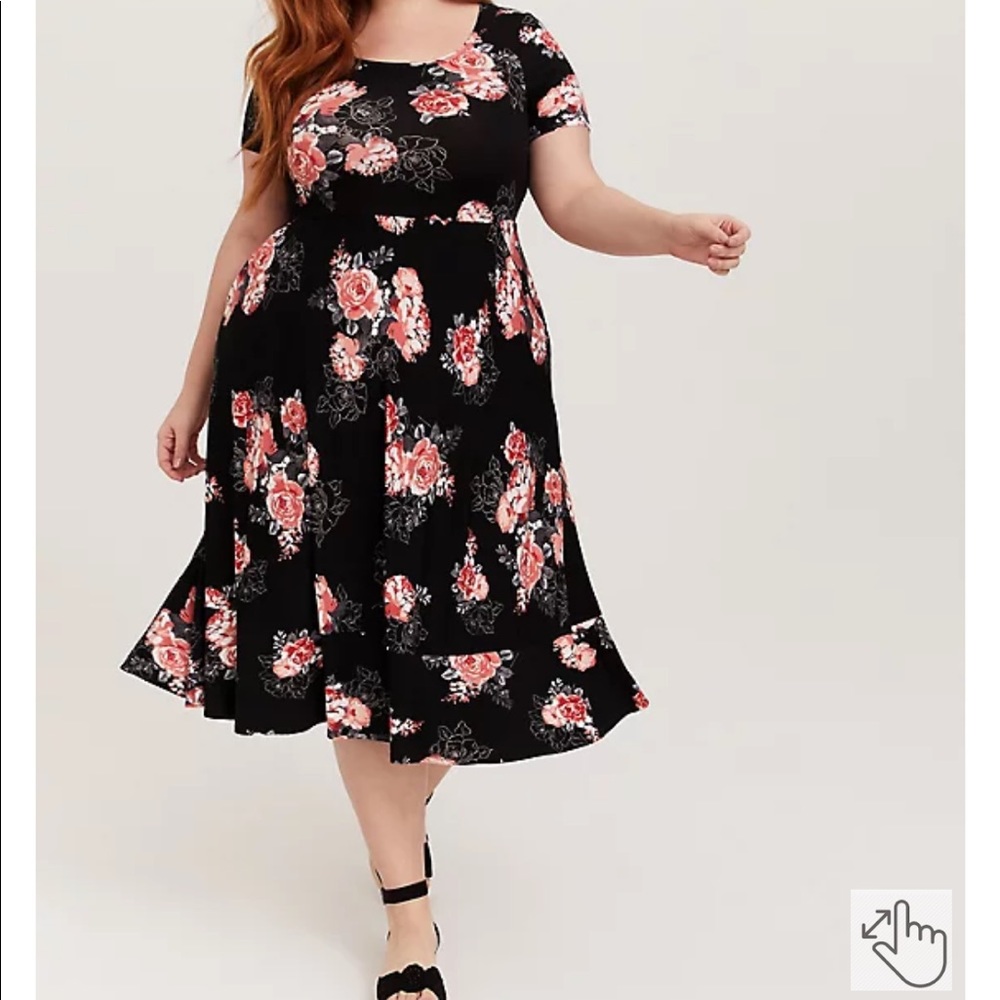 TORRID Size 2 SUPER SOFT BLACK FLORAL MIDI DRESS